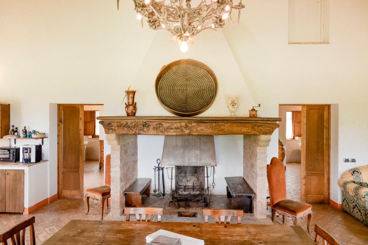 Agriturismo Il Serraglio มอนติปุลเชียโน ภายนอก รูปภาพ