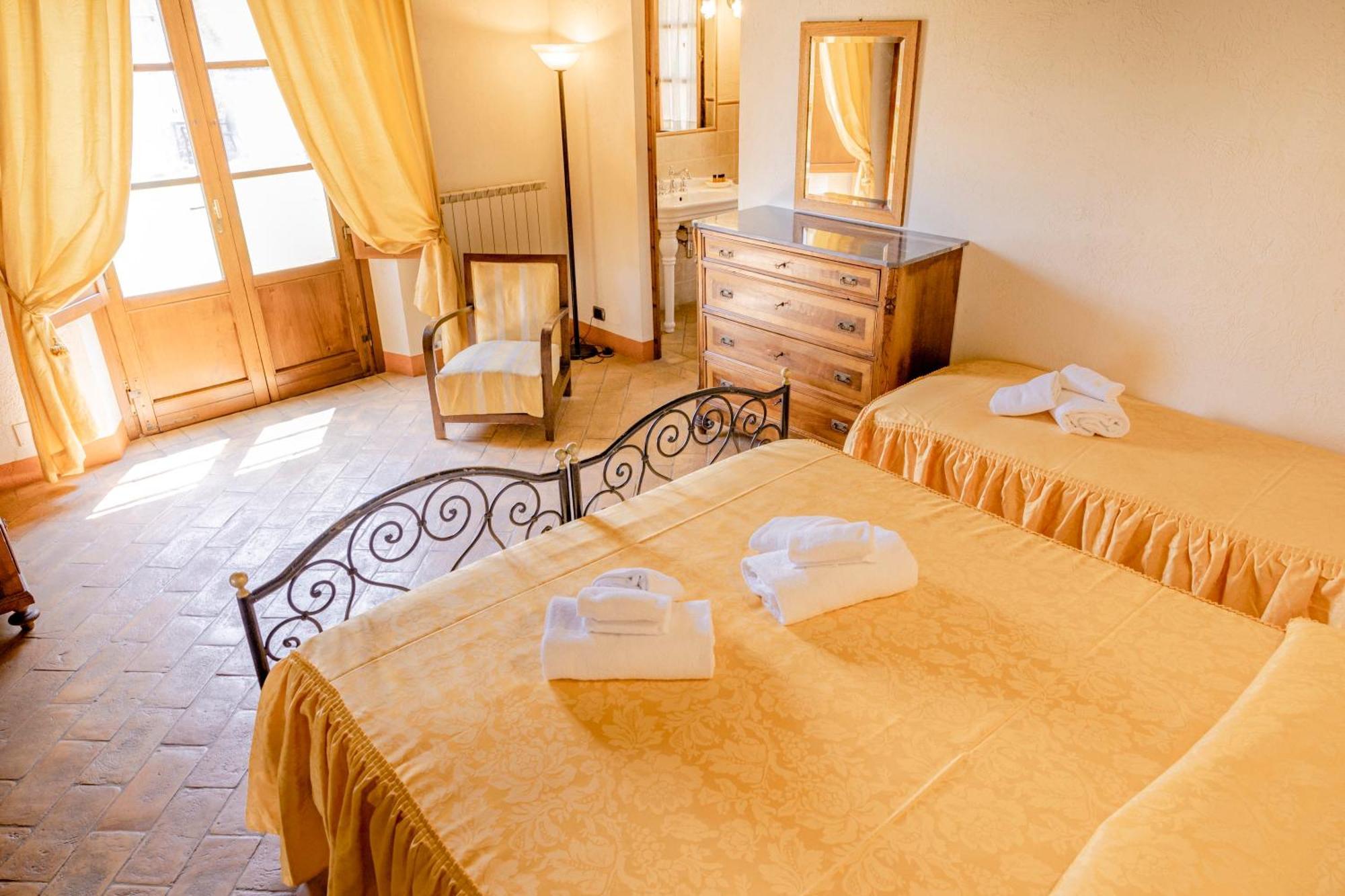 Agriturismo Il Serraglio มอนติปุลเชียโน ภายนอก รูปภาพ